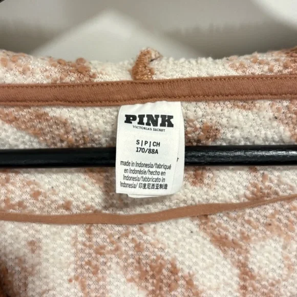 PINK Victoria's Secret Cozy Fleece Pullover Hoodie - Picture 5 of 5